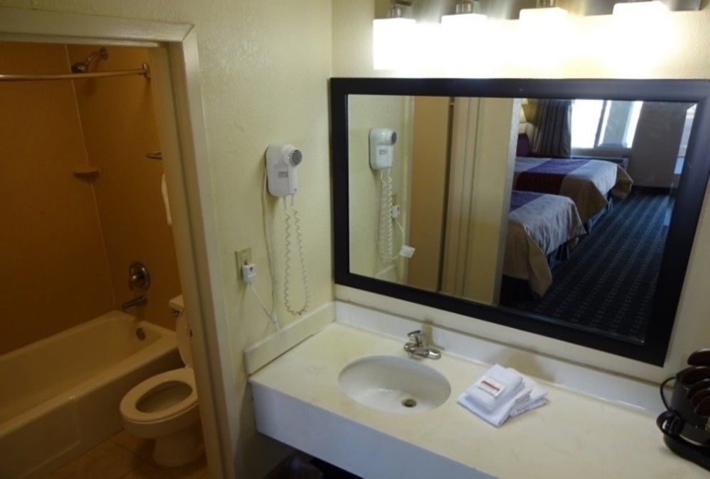 Red Roof Inn & Suites Greenwood, Sc Ngoại thất bức ảnh